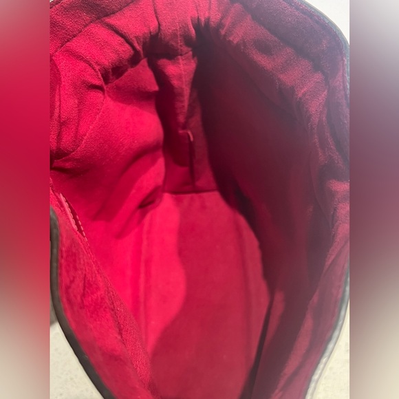 Louis Vuitton monogram pouch noe bag - Picture 6 of 10